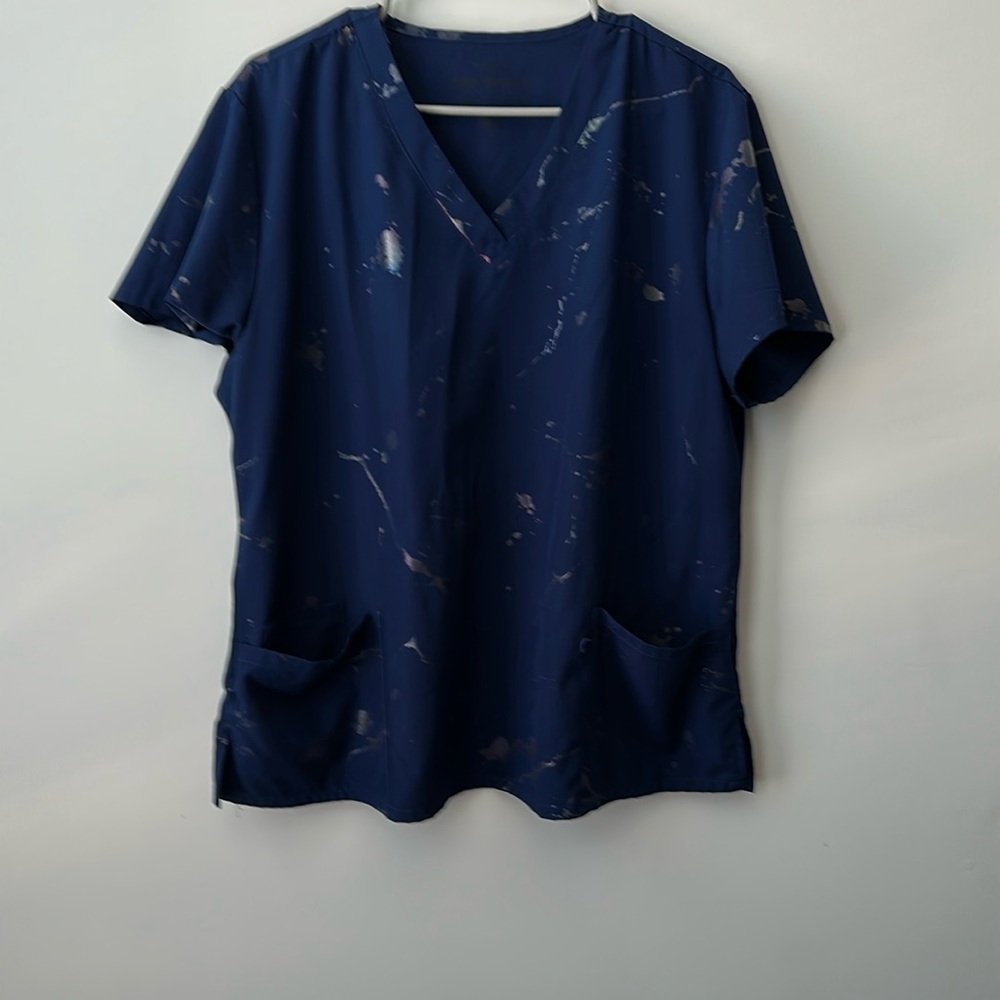 Scrub top